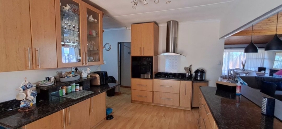 4 Bedroom Property for Sale in Manor Heights Eastern Cape